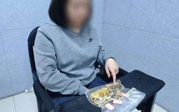 Mang vàng đi cầm đồ được 900 triệu đồng, người phụ nữ bị bắt giữ