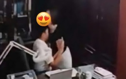 Diễn biến mới vụ người đàn ông "thân mật" với nhiều phụ nữ ở trường THPT