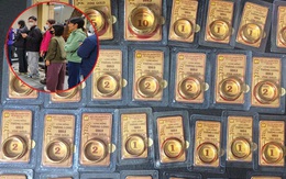 Chân đau vẫn xếp hàng mua vàng từ 3 giờ sáng, cụ bà ở TP.HCM hé lộ chuyện “đứt ruột” về 200 chỉ vàng