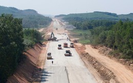 Đẩy nhanh tiến độ 4 dự án cao tốc Bắc – Nam, bảo đảm hoàn thành đúng dịp 19/12/2025