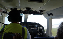 Chuyến bay chưa đến 1 phút đã hạ cánh