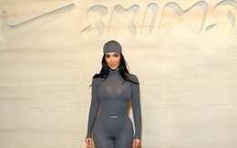 Đế chế thời trang 5 tỷ USD của Kim Kardashian: Vượt Victoria’s Secret về vốn hoá, doanh thu 2025 sẽ chạm 1 tỷ USD