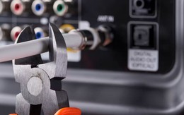 Truyền hình cáp sụt giảm mạnh: Một nửa hộ gia đình Mỹ không dùng dịch vụ, hàng loạt nhà cung cấp bán mảng kinh doanh