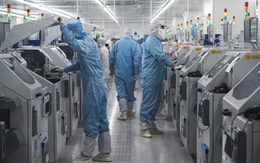 Quốc gia quyền lực nhất nhì BRICS 'tự cứu mình' giữa 'vòng vây' của Mỹ: Chắp vá, sao chép bằng mọi cách có thể, 'chỉ cách vài nano giây' là vượt mặt Mỹ