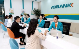 ABBANK: Ông Vũ Văn Tiền trở lại làm chủ tịch HĐQT dẫn dắt ngân hàng, ông Phạm Duy Hiếu thôi làm Tổng giám đốc