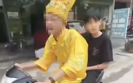 ‘Táo giao thông’ phóng xe không mũ, bị Cảnh sát giao thông xử phạt hàng loạt lỗi