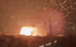 Ukraine đánh 'cảng dầu số 2 của Nga', khói trùm Novorossiysk — Moscow đáp trả bằng 430 UAV và 18 tên lửa