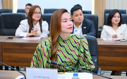 Hồ Ngọc Hà xúc động tặng 500 triệu đồng cho 2 dự án của Giải thưởng Hành động vì Cộng đồng 2025