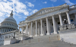 Mọi ánh mắt đổ dồn vào báo cáo việc làm trở lại trong tuần này: Biến số then chốt để Fed thống nhất lãi suất?