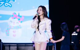 Không ngờ em xinh Han Sara lại làm đến mức này