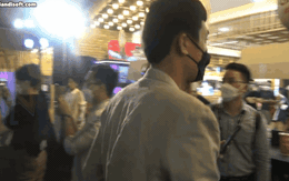 Ngôi sao đắt show nhất Việt Nam: Cát xê 1 tỷ/phim, mỗi ngày được vợ phát cho 200.000 đồng