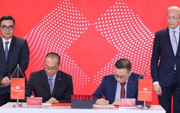 Techcombank chính thức phân phối sản phẩm Techcom Life, nâng tầm trải nghiệm bảo hiểm cho khách hàng Việt