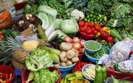 Rau dưa đắt 'khét lẹt', hơn cả thịt cá