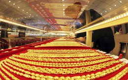 Giá vàng tăng, người mua chê đắt, loạt cửa hàng vàng ở một nước châu Á phải đóng cửa