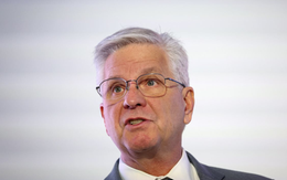 Ứng viên hàng đầu vị trí chủ tịch Fed lên tiếng, tiết lộ ‘lá phiếu ủng hộ’ cắt giảm lãi suất trong cuộc họp tới