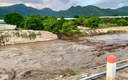 Vỡ hồ chứa nước tại trang trại ở Lâm Đồng, người dân hạ lưu khẩn trương di dời trong đêm