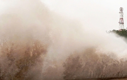 Biển Đông sắp đón cơn bão số 13 cường độ mạnh, khả năng đổ bộ đất liền nước ta