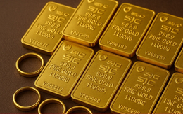 Giá vàng vẫn trong chu kỳ điều chỉnh mạnh, nhà đầu tư không nên 'lướt sóng'