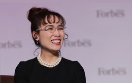 Niềm vui của tỷ phú Nguyễn Thị Phương Thảo trong ngày Nhà giáo Việt Nam