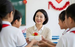 Phóng viên hỏi: Giáo viên muốn nhận quà gì vào Ngày Nhà giáo? Đáp án đưa ra không ai ngờ tới!