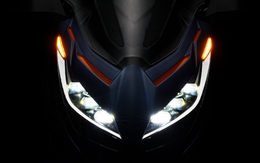 Xe ga chuyên phượt của Honda vừa về VN đã gặp khó: Đối thủ ra mắt 2 xe 'trang bị tận răng' giá rẻ hơn