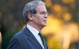 Ông Trump dọa sa thải Bộ trưởng Tài chính nếu Fed không hạ lãi suất