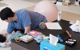 Thiên thần nhí giàu nhất showbiz hiện tại: 10 tháng tuổi đã kiếm được 9 tỷ trong 3 tháng!