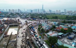 Ngổn ngang ở công trường nút giao hơn 3.400 tỷ chậm tiến độ tại TPHCM