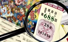 Người đàn ông trúng số cả triệu đô nhưng giấu vợ tiêu xài một mình