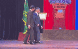 Cuộc sống của nam NSND sau 9 tháng xin thôi chức Phó giám đốc Nhà hát Kịch Hà Nội