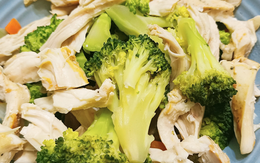 Một nữ streamer hoại tử nội tạng vì chỉ ăn ức gà, bông cải luộc