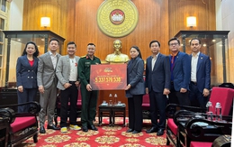 Đêm nhạc “Tôi! Người Việt Nam” & 5,3 tỷ đồng chuyển tới đồng bào bão lũ