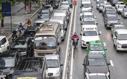 Từ 7/2026, taxi và xe kinh doanh đến 8 chỗ đầu tư mới phải dùng năng lượng xanh