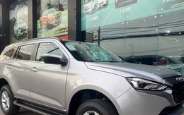 Mẫu SUV Nhật 7 chỗ giảm giá xuống ngang xe cỡ B