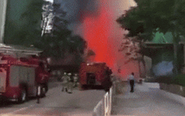 Trung Quốc: Lửa cháy dữ dội tại tòa nhà cao tầng ở Hồng Kông, nhiều người mắc kẹt