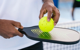 4 tư thế đánh pickleball dễ gây chấn thương, thậm chí rách cơ nếu không khởi động đúng đủ