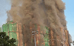 Cháy lớn ở Hồng Kông - Trung Quốc: Khói lửa bao trùm 8 tòa nhà, thương vong tăng nhanh