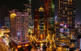 Không chỉ đóng hàng nghìn tỷ đồng tiền thuế, các công ty này còn thắp sáng cả bầu trời đêm TP.HCM