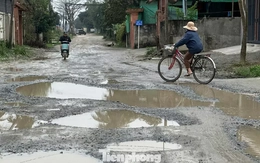 Dự án 851 tỷ thi công ì ạch: Đường nát bét, dân khổ mỗi ngày
