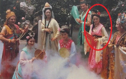 Vai phụ trong Tây Du Ký 1986 chỉ lên hình vài phút, ngoài đời học giỏi, giờ còn là nhân vật "tai to mặt lớn" nghe tên đã nể!