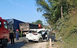 Xác định nguyên nhân vụ tai nạn ô tô 7 chỗ tông xe đầu kéo, 4 người chết