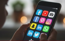 Cần cấm trẻ dưới 16 tuổi ở Việt Nam dùng mạng xã hội?