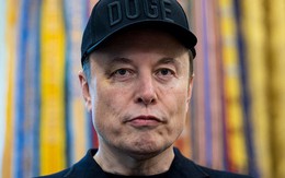 Elon Musk "khịa" CEO OpenAI vụ hoàn tiền Tesla Roadster sau 7,5 năm chờ đợi