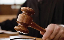 Chồng tử vong vì nhồi máu cơ tim, vợ yêu cầu chi trả 600 triệu tiền bảo hiểm thì bị từ chối vì từng điều trị tăng huyết áp