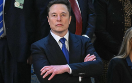 Elon Musk và câu chuyện vị hoàng đế 'không mặc đồ': Khi cảm xúc và kỳ vọng lấn át kết quả kinh doanh