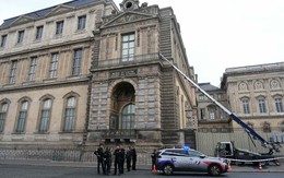 Thông tin sốc về những tên cướp bảo tàng Louvre vừa bị bắt