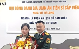 NSND Tự Long trở thành Tiến sĩ
