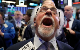 Các cá voi “xả” gần 2 tỷ USD Bitcoin ngay trước khi BTC rơi thủng 100.000 USD