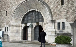 Tòa án Đức xét xử vụ Vingroup kiện Lê Trung Khoa vì hành vi vu khống, phỉ báng