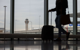 Mỹ cắt giảm 10% lưu lượng không lưu tại 40 sân bay lớn: Khủng hoảng hàng không vì chính phủ đóng cửa